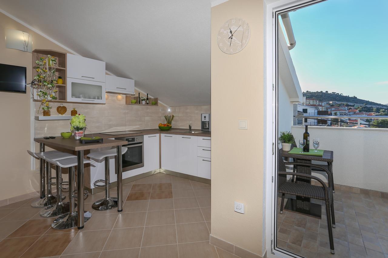 Apartment Panorama Трогір Екстер'єр фото